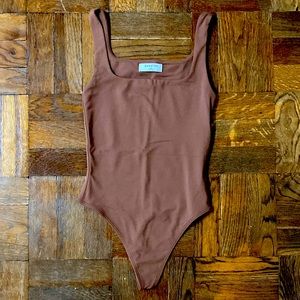 Aritzia Squareneck Contour Bodysuit
